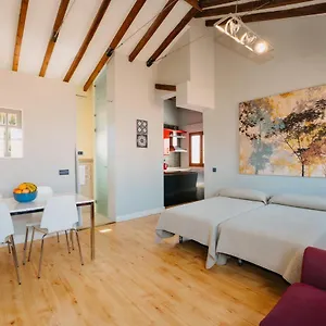 https://top2stay-malaga.hotelsinnerja.org